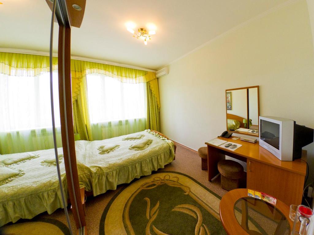 Kristina Hotel Zaporizhia Pokój zdjęcie
