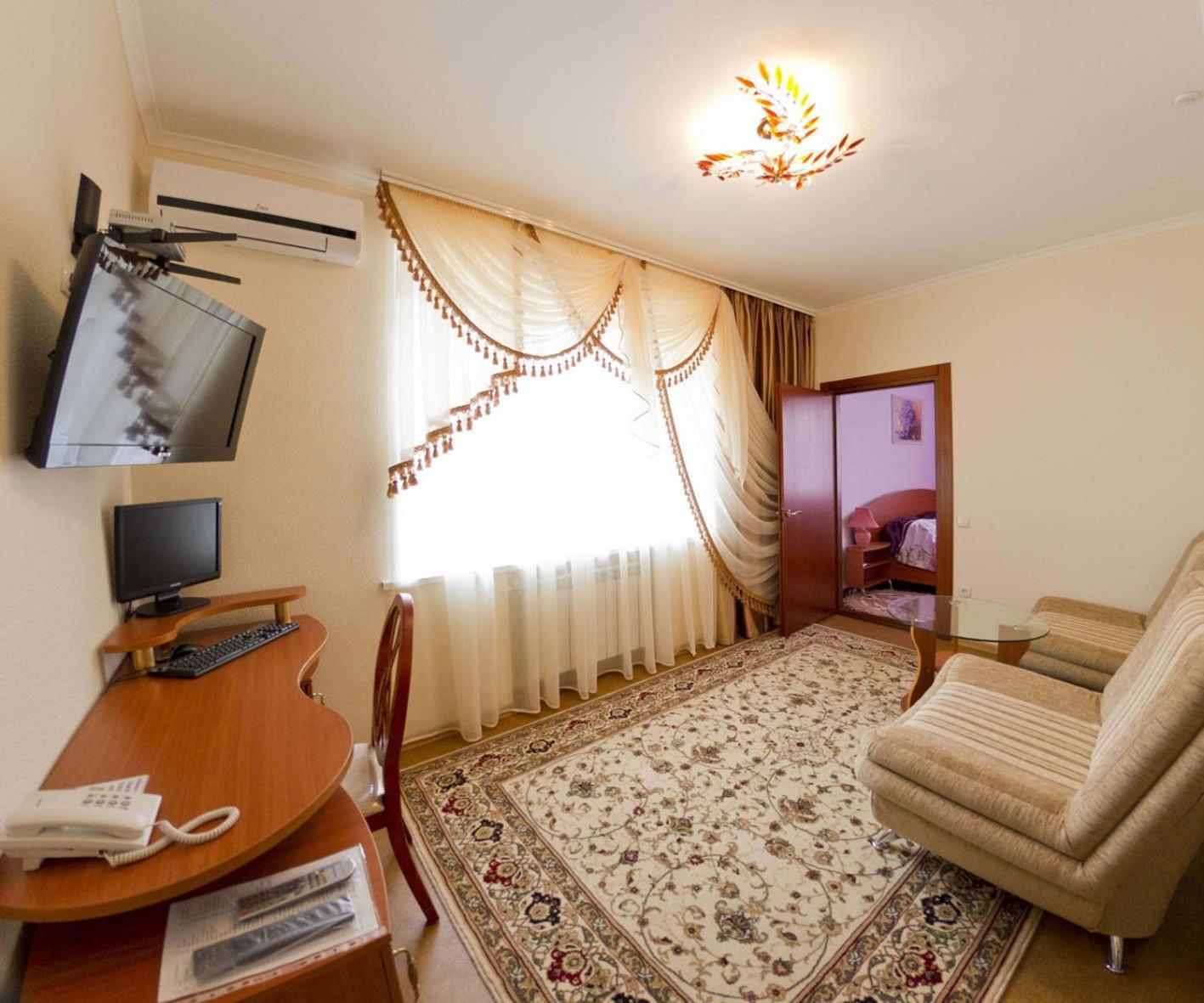 Kristina Hotel Zaporizhia Zewnętrze zdjęcie