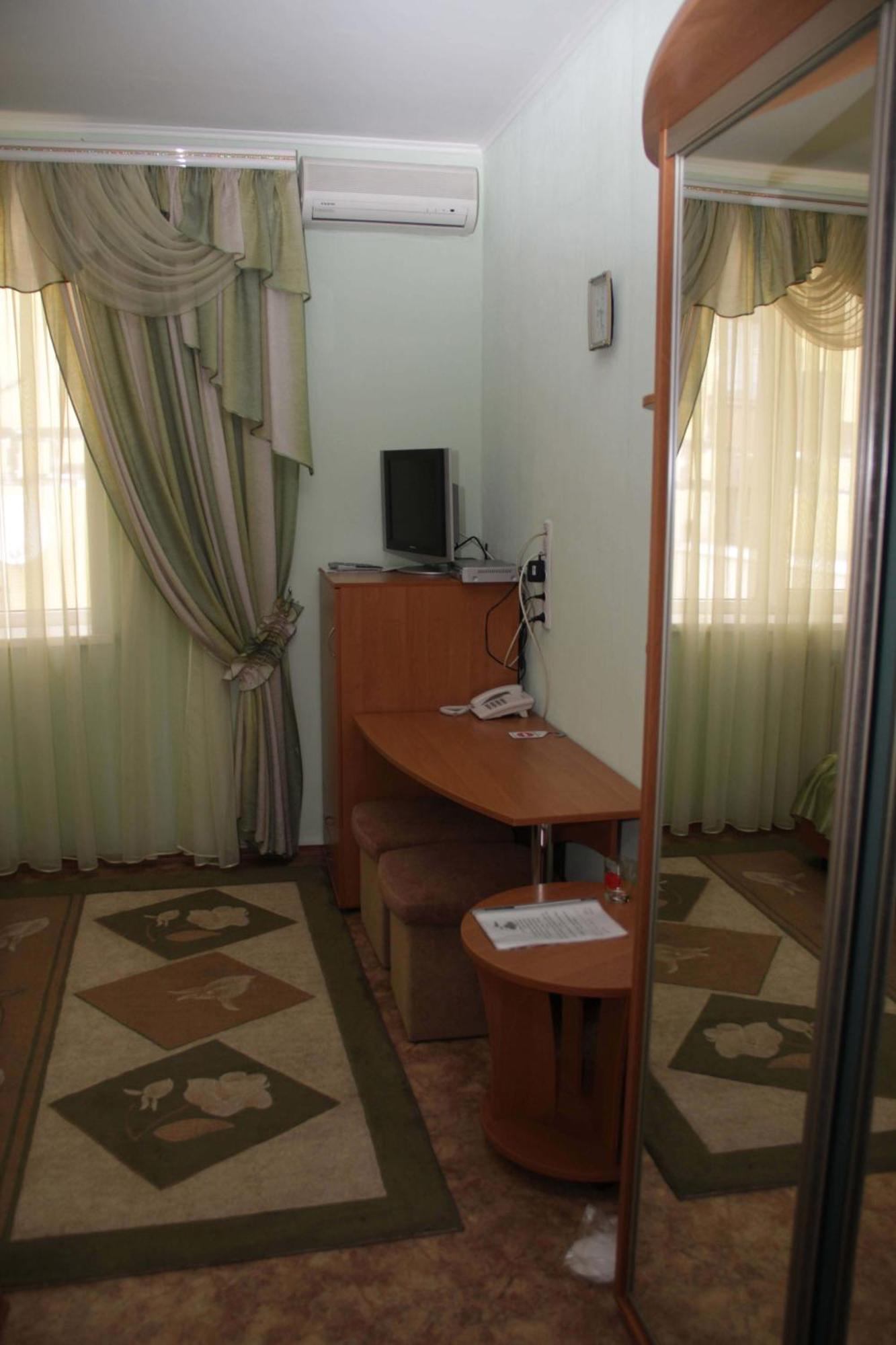 Kristina Hotel Zaporizhia Zewnętrze zdjęcie